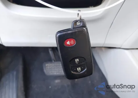 2015 Toyota Prius Two z USA, uszkodzony, nr VIN JTDKN3DU5F0396721